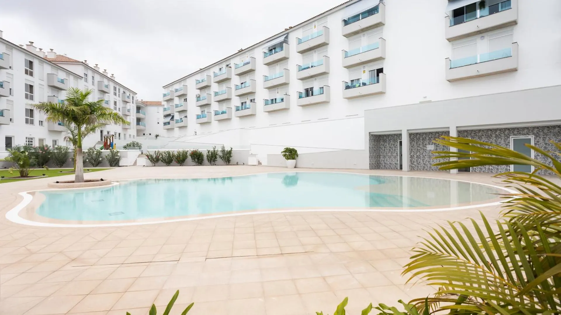 Home2Book Relaxing Poolside Escape, Arona Espagne